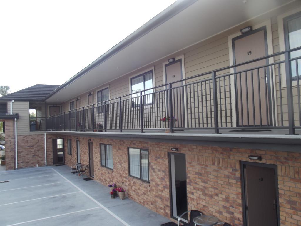 Arena Court Motel Hamilton Dış mekan fotoğraf