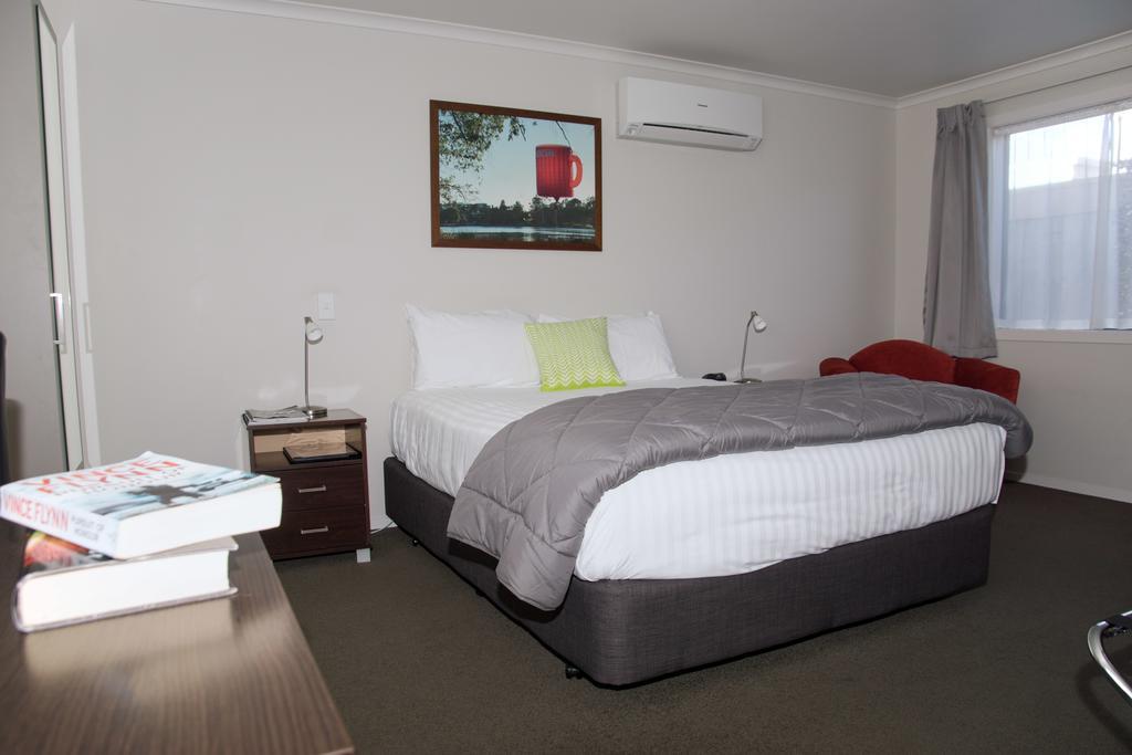 Arena Court Motel Hamilton Dış mekan fotoğraf