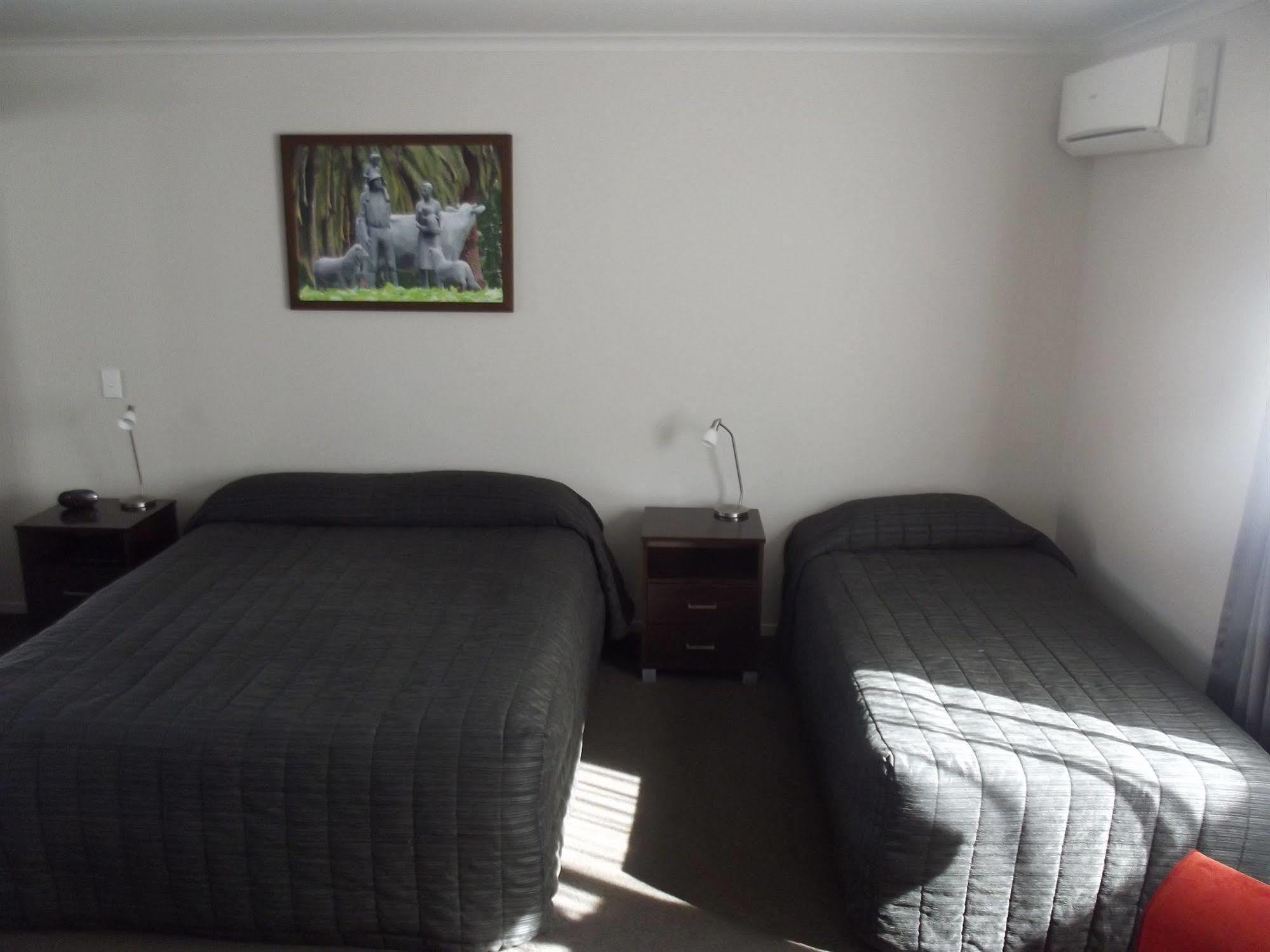 Arena Court Motel Hamilton Dış mekan fotoğraf