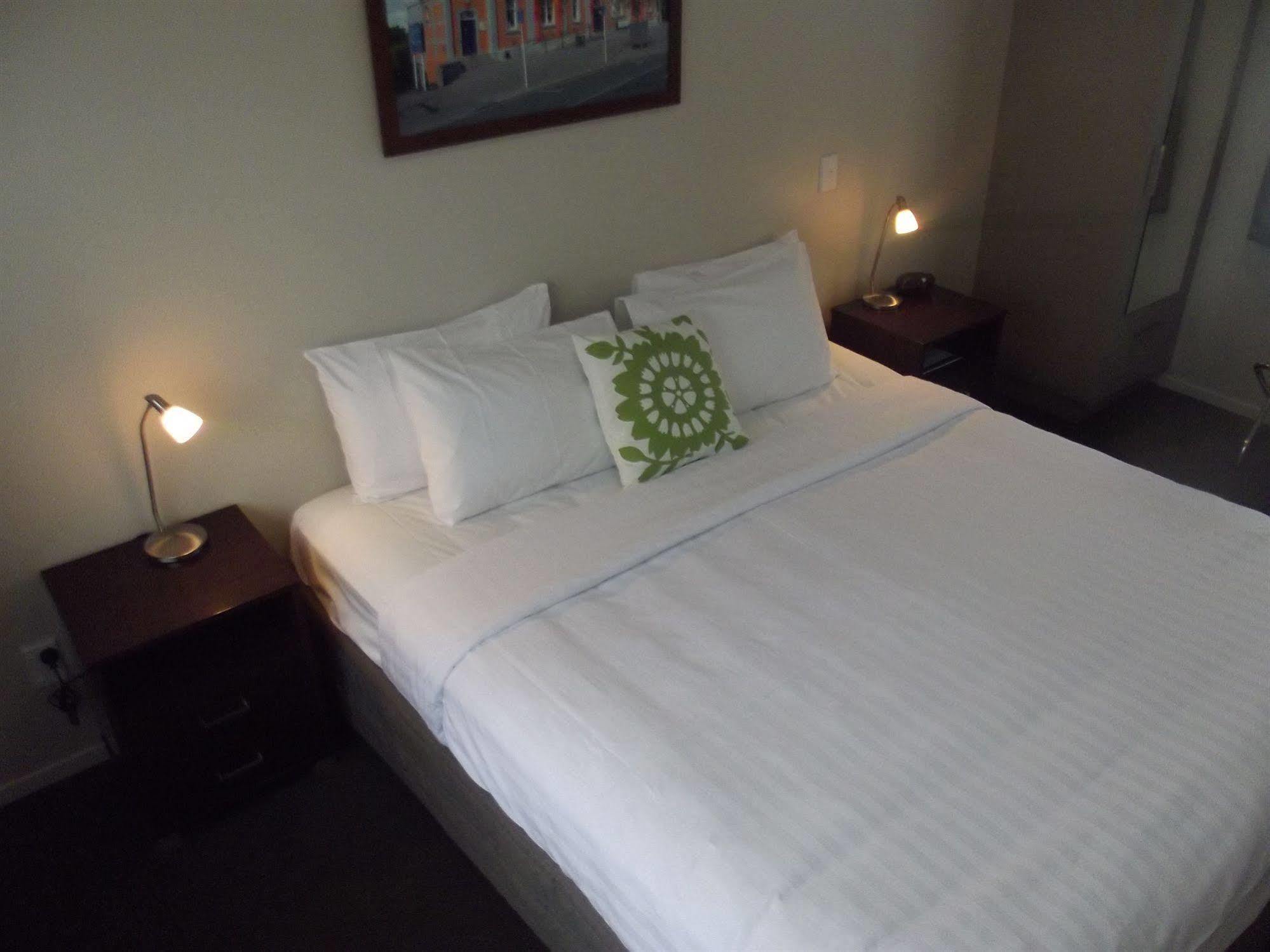 Arena Court Motel Hamilton Dış mekan fotoğraf